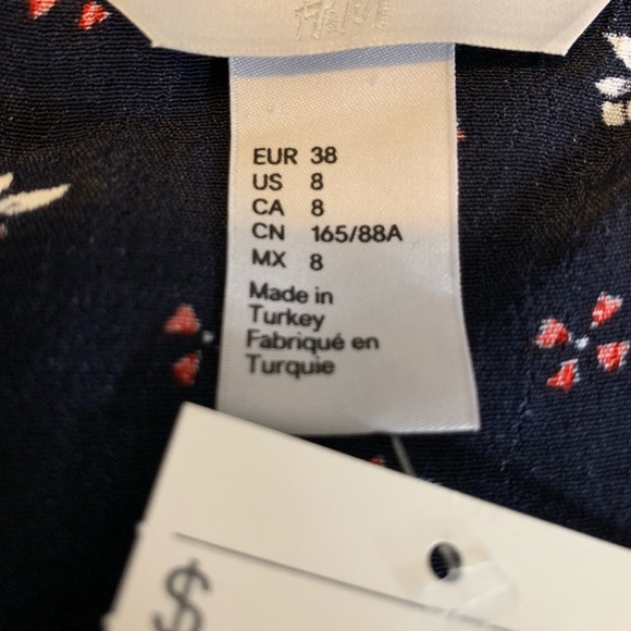 H&M dress - Picture 3 of 3